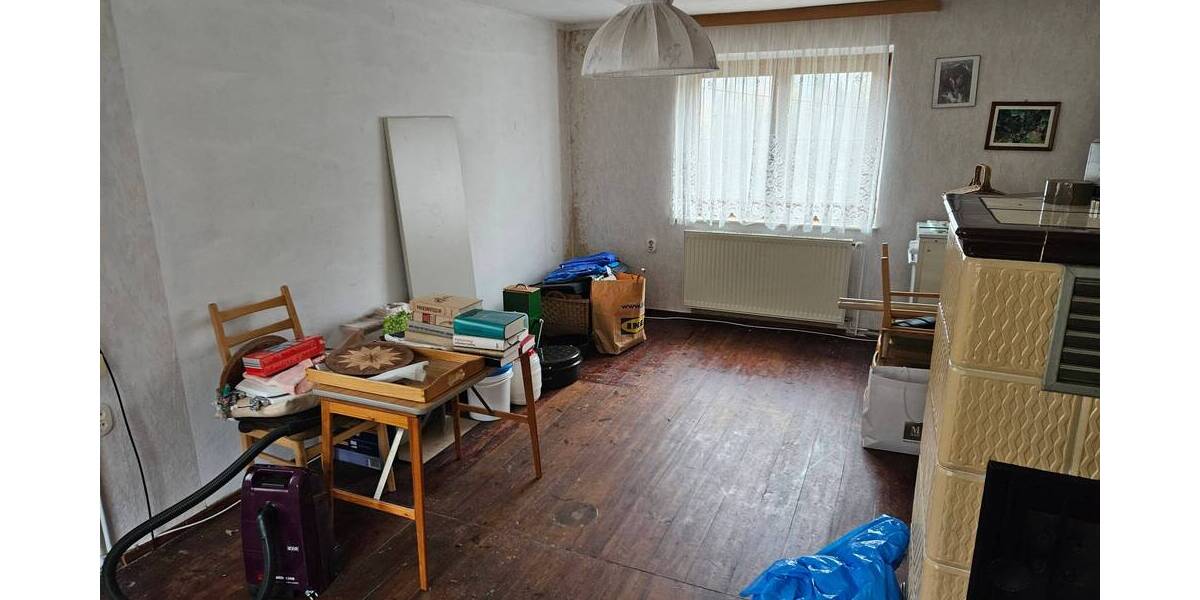Doppelhaushälfte Dorfhain - 1 Zimmer, 131 m&sup2;, 150.000&euro; | Angebot:25701727