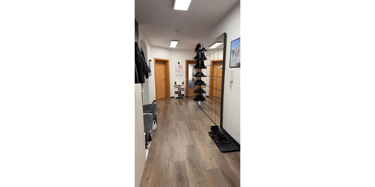 Etagenwohnung Heidenau - 3.5 Zimmer, 94 m&sup2;, 1.100&euro; | Angebot:25613105