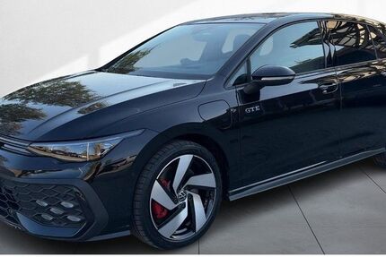 VW Golf 8.500 km 42.790 &euro; Dresden 01067