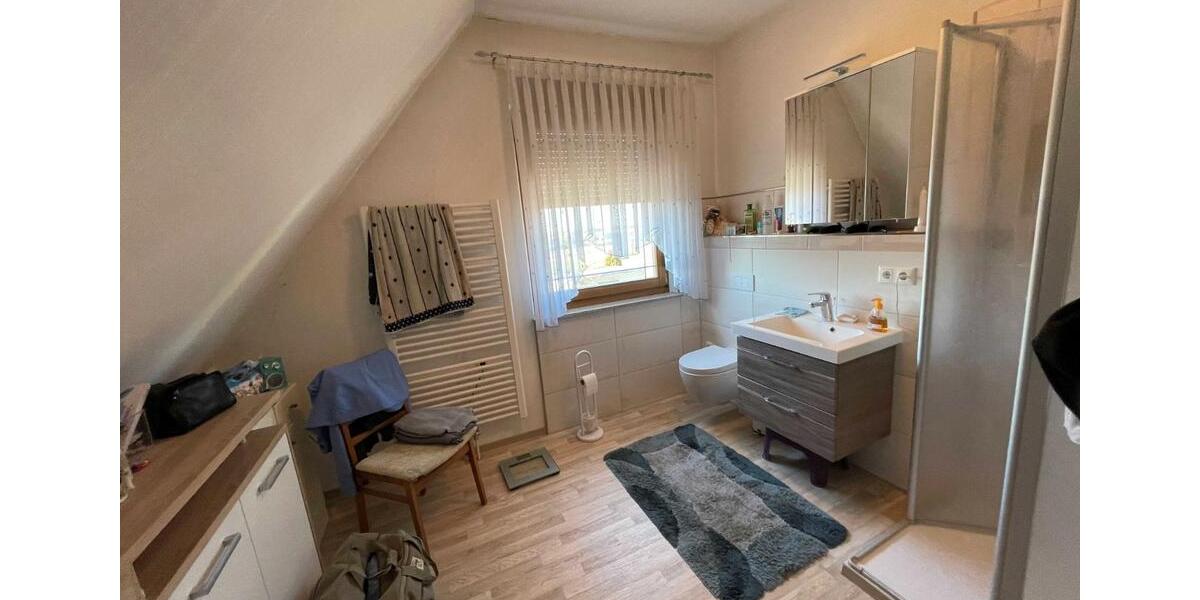 Einfamilienhaus Ebersbach - 5 Zimmer, 180 m&sup2;, 296.000&euro; | Angebot:25992594