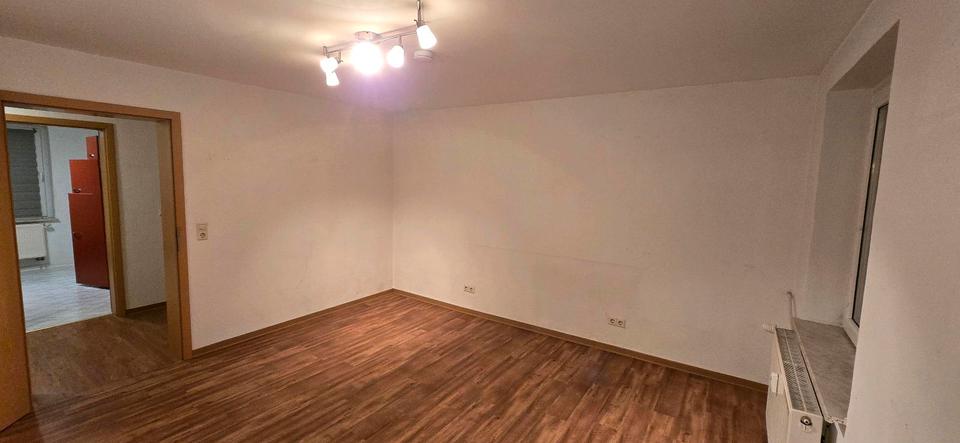 Etagenwohnung Ebersbach - 5 Zimmer, 65 m&sup2;, 450&euro; | Angebot:26455392