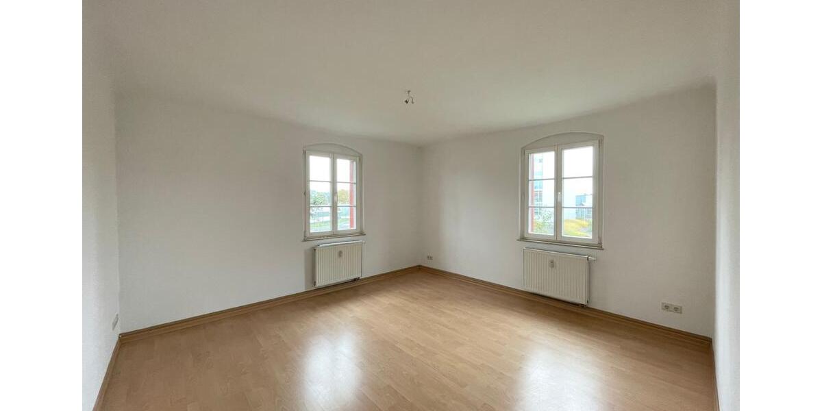 Etagenwohnung Radebeul - 4.5 Zimmer, 91 m&sup2;, 820&euro; | Angebot:23644309