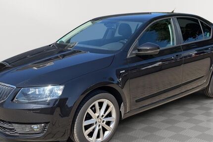 Skoda Octavia 121.260 km 9.000 &euro; Radebeul 01445