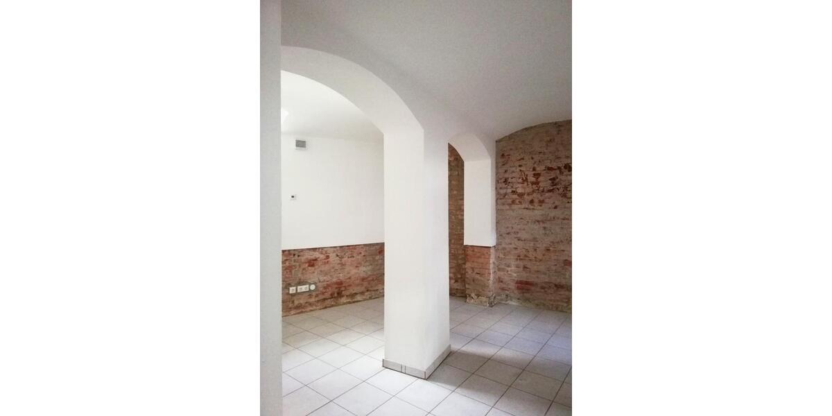 Charmantes Souterrain für Atelier Praxis Werkstatt etc zimmer