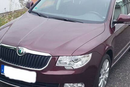 Skoda Superb 59.000 km 18.000 &euro; Freital 01705