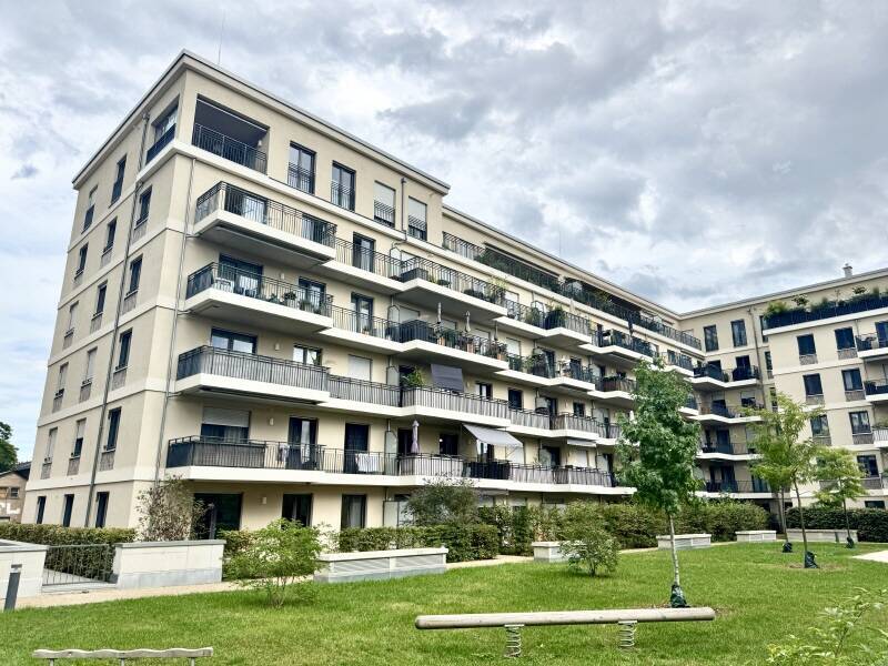 Exklusives Wohnen in der Dresdner Hafencity - 4 Zimmer mit traumhaftem Elbblick