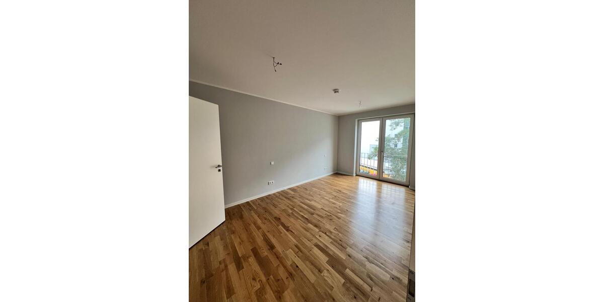 Dachgeschoßwohnung Dresden Plauen - 4 Zimmer, 92 m&sup2;, 1.452&euro; | Angebot:25658565