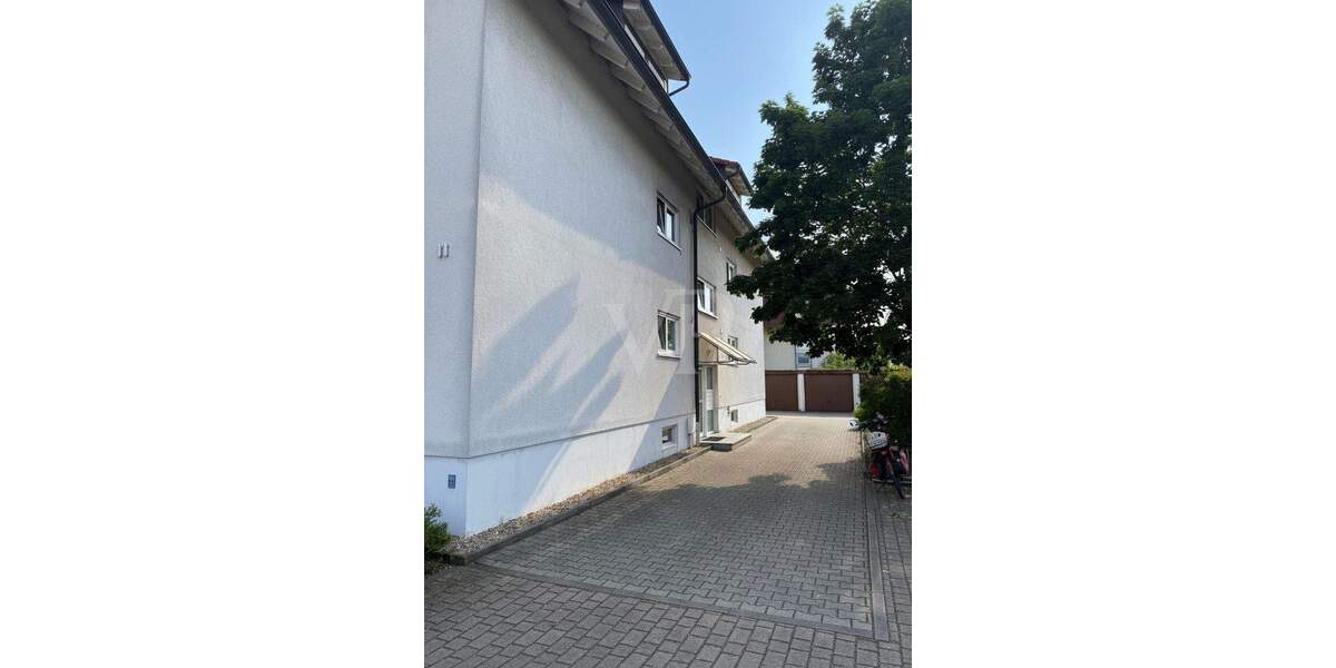 Etagenwohnung Weinböhla - 3 Zimmer, 72 m&sup2;, 159.000&euro; | Angebot:24990099