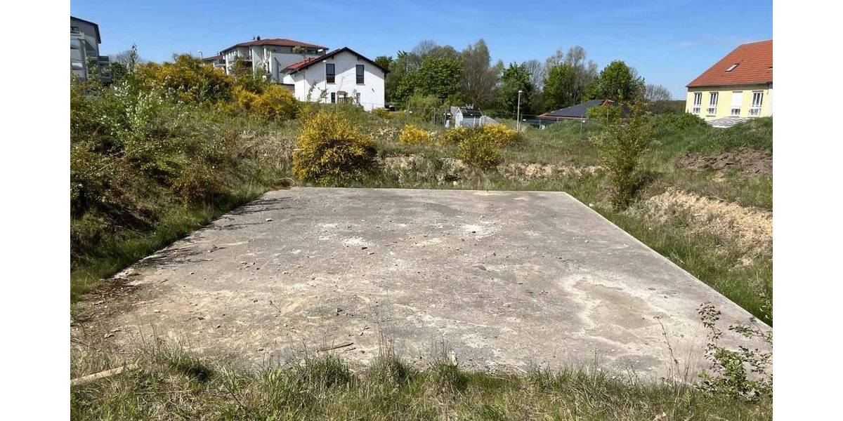 Radeburg: Baugrundstück für EFH o. Doppelhaus zimmer
