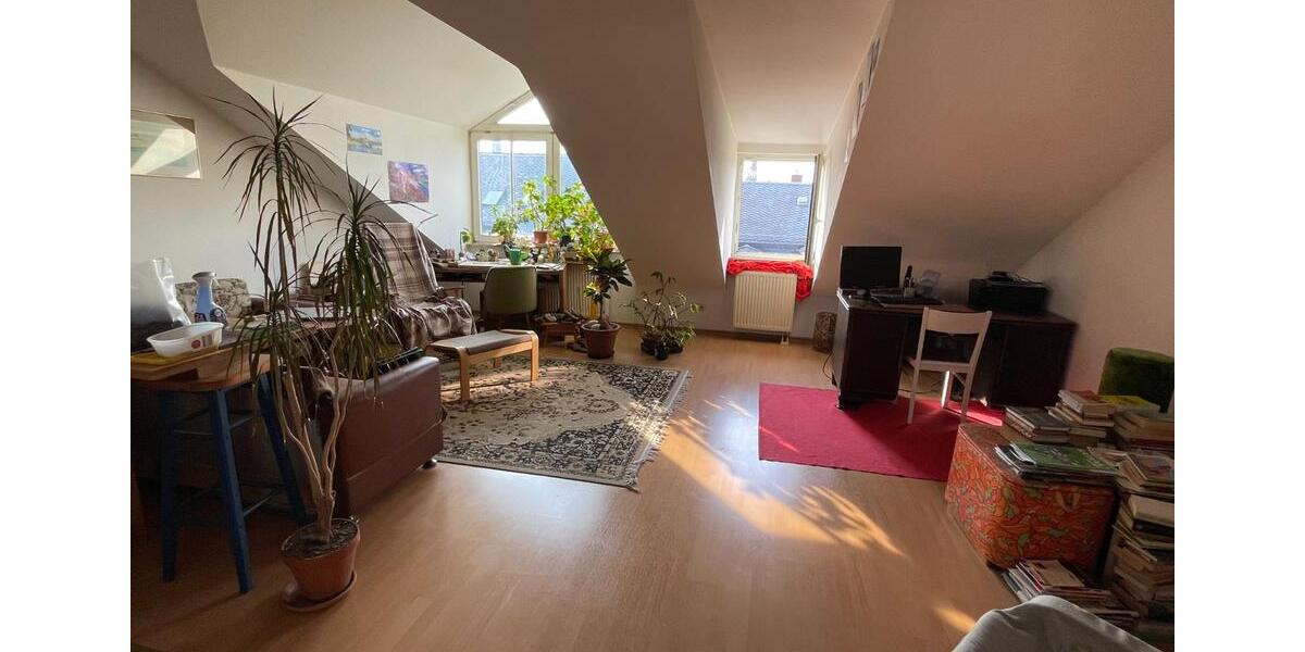 Dachgeschoßwohnung Dresden Neustadt - 2 Zimmer, 45 m&sup2;, 115.000&euro; | Angebot:26490826