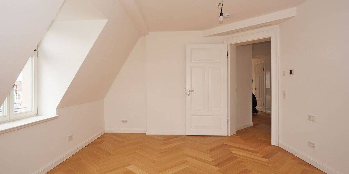 Etagenwohnung Dresden Striesen-Ost - 3 Zimmer, 88 m&sup2;, 1.930&euro; | Angebot:26816723