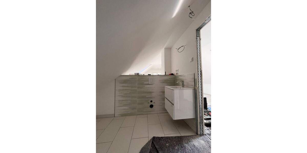 Zimmer Moritzburg Friedewald - 6 Zimmer, 128 m&sup2;, 1.700&euro; | Angebot:26434864