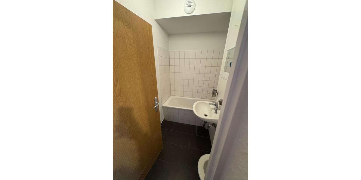 Am Anger 22 - helle 1,5 ZKB Wohnung im 9.OG zu vermieten 1.5 zimmer