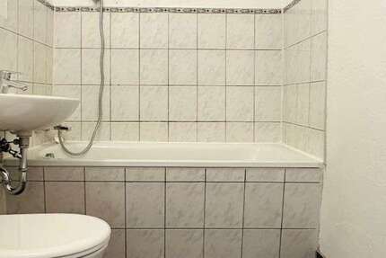 Wohnung Freital Potschappel - 1 Zimmer, 33 m&sup2;, 225&euro; | Angebot:26953783