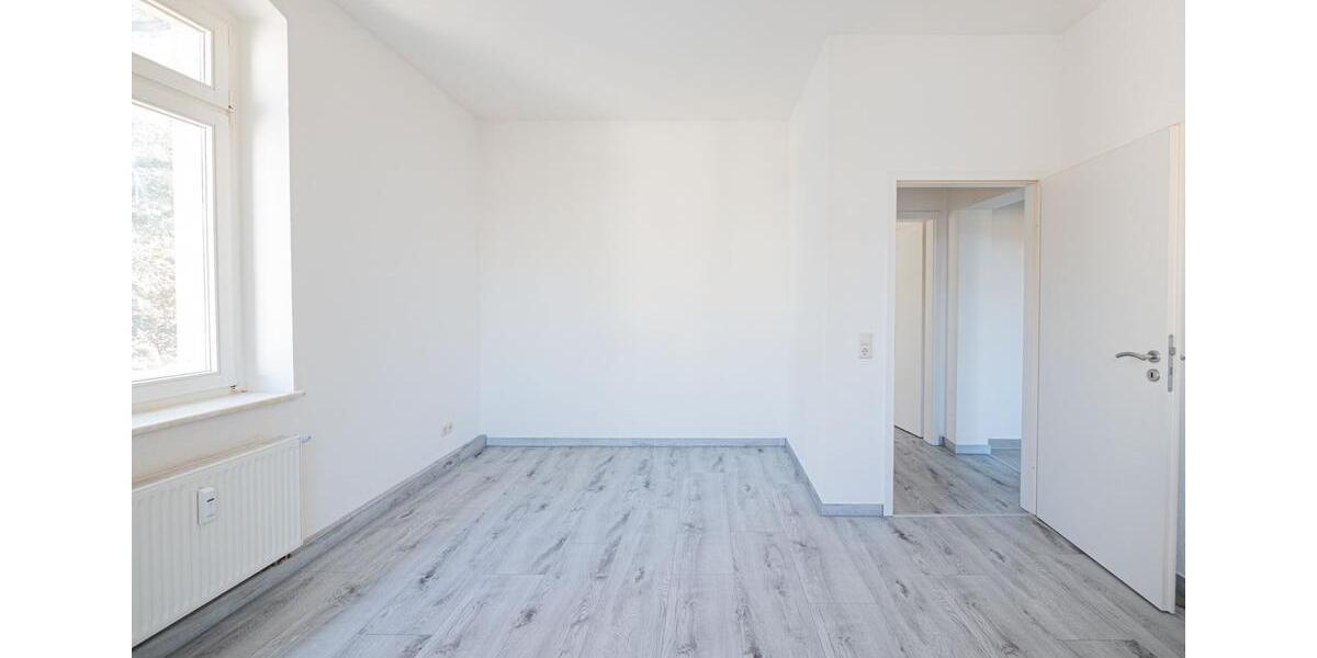 Etagenwohnung Dresden Klotzsche - 3 Zimmer, 75 m&sup2;, 1.100&euro; | Angebot:25181810