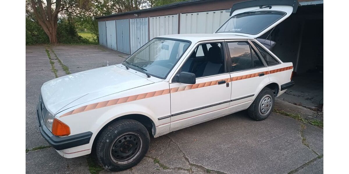 Ford Escort 90.000 km 2.500 &euro; Meißen 01662