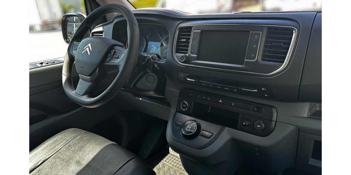 Citroen Jumpy Business M *SORTIMO Ausbau* 125.200 km 19.990 &euro; Meißen 01662