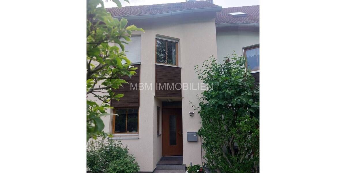 Reihenmittelhaus Pirna - 7 Zimmer, 180 m&sup2;, 520.000&euro; | Angebot:26806232