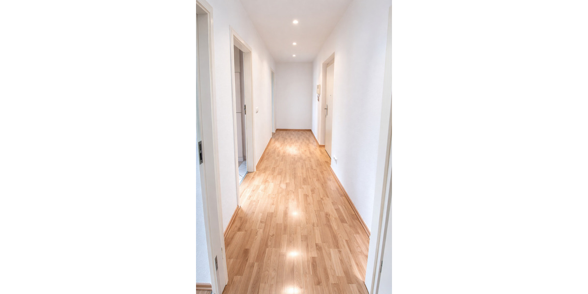 Erdgeschoßwohnung Dresden Klotzsche - 1 Zimmer, 34 m&sup2;, 298&euro; | Angebot:25648119