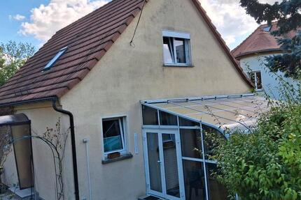 Haus Radeberg - 5 Zimmer, 140 m&sup2;, 1.500&euro; | Angebot:25143697