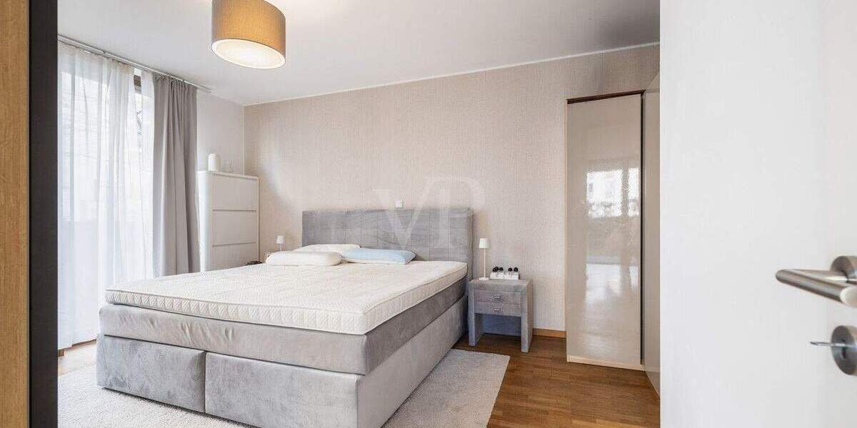 Etagenwohnung Dresden Wilsdruffer Vorstadt/Seevorstadt-West - 3 Zimmer, 101 m&sup2;, 745.000&euro; | Angebot:25771927