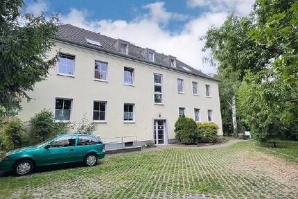 Terrasse & Gartenanteil | 3 Zimmerwohnung mit Stellplatz in Dresden Strehlen zum Kauf