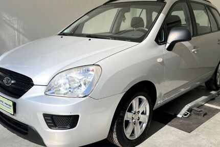 Kia Carens 200.000 km 1.570 &euro; Dresden 01067