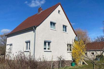 Einfamilienhaus mit Potenzial in angenehmer Wohnlage von Weinböhla 5 zimmer