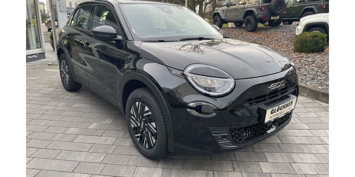 Fiat 600 6.780 km 29.950 € Dresden 01109