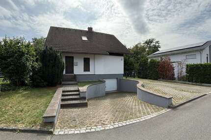 Haus Weinböhla - 4 Zimmer, 110 m&sup2;, 1.550&euro; | Angebot:27500579