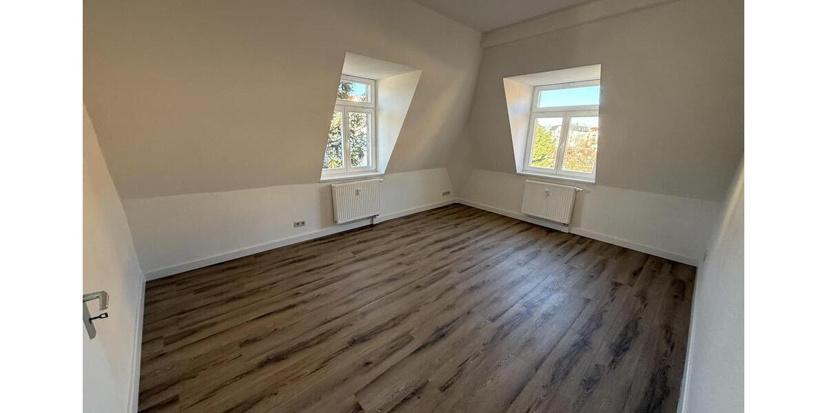 Dachgeschoßwohnung Dresden Cotta - 3 Zimmer, 70 m&sup2;, 890&euro; | Angebot:26662733