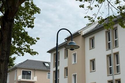 Wohnung Dresden Klotzsche - 4 Zimmer, 100 m&sup2;, 1.750&euro; | Angebot:26478455