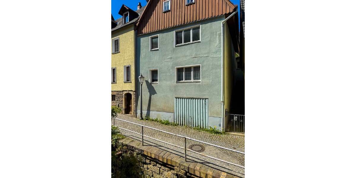 Einfamilienhaus Königstein - 4 Zimmer, 117 m&sup2;, 140.000&euro; | Angebot:26683270