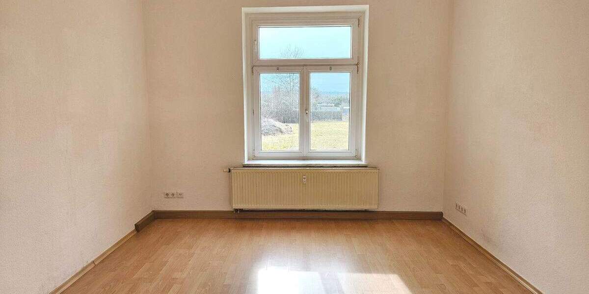 Etagenwohnung Wilsdruff - 3 Zimmer, 102 m&sup2;, 745&euro; | Angebot:24911994