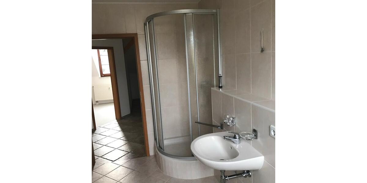 Dachgeschoßwohnung Stolpen - 2 Zimmer, 84 m&sup2;, 815&euro; | Angebot:24662578