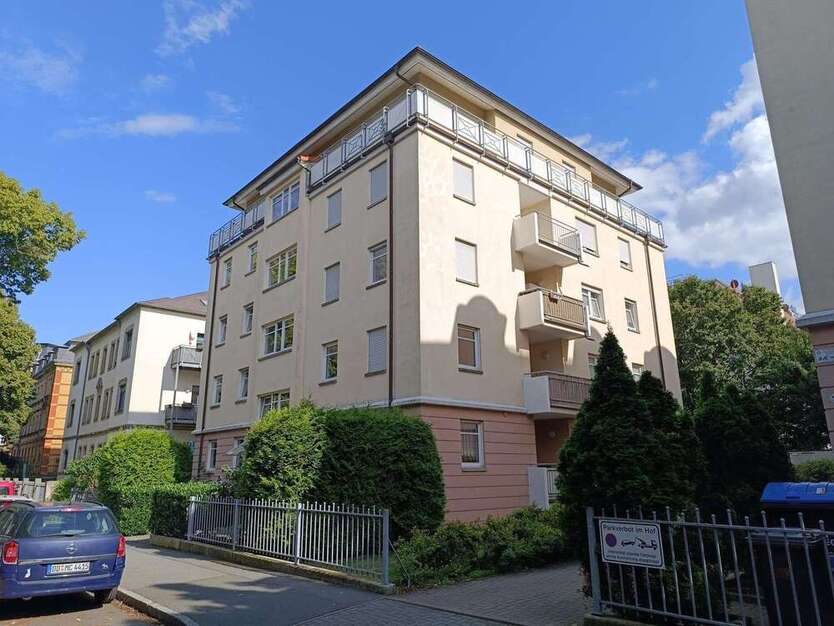 Wohnung zum Kaufen in Dresden 111.000 € 31.79 m²