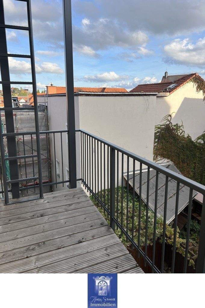 Wohntraum mit Balkon und Blick! Ruhig gelegen! 3 zimmer