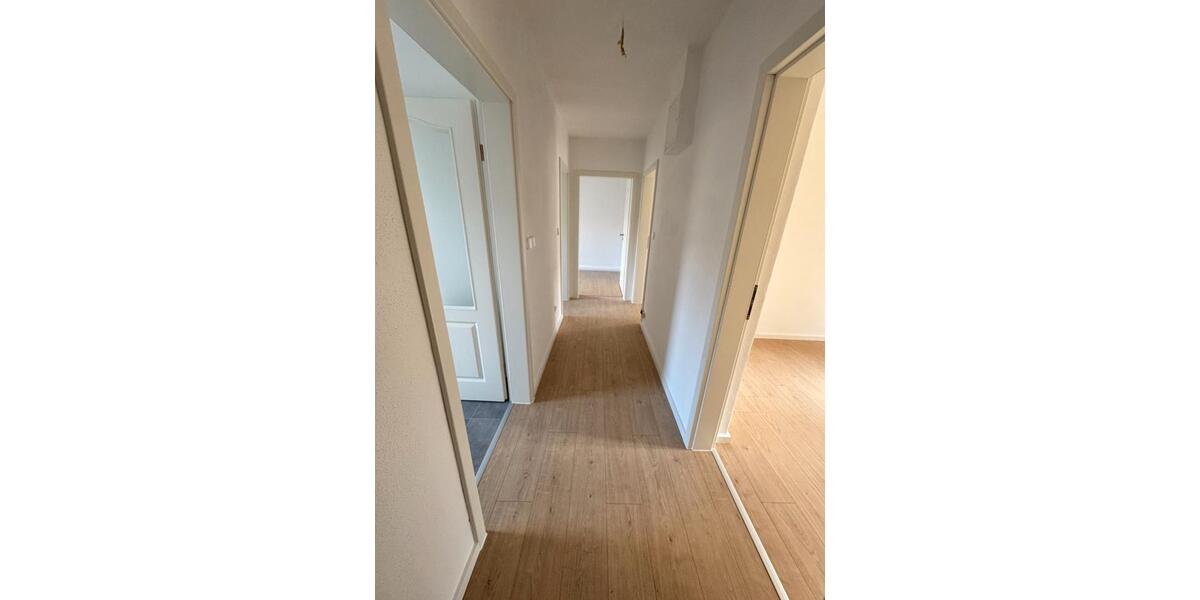 Erdgeschoßwohnung Freital - 3 Zimmer, 62 m&sup2;, 615&euro; | Angebot:26493233