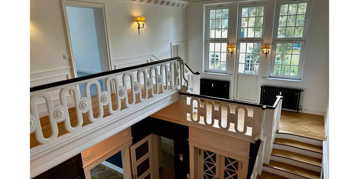 Etagenwohnung Dresden Radeberger Vorstadt - 8 Zimmer, 320 m&sup2;, 1.320.000&euro; | Angebot:26686246