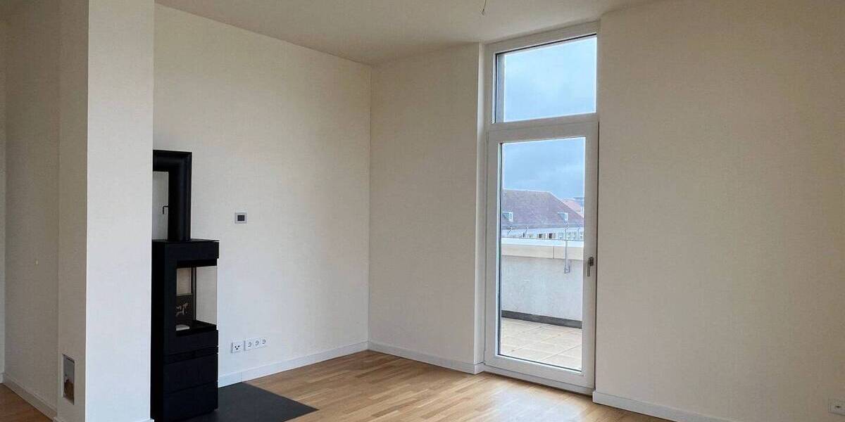 Etagenwohnung Dresden Innere Altstadt - 2 Zimmer, 101 m&sup2;, 1.498&euro; | Angebot:26644465