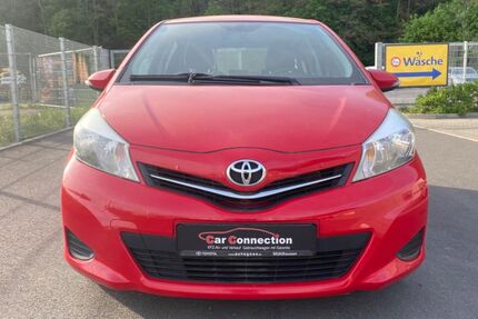 Toyota Yaris 193.974 km 3.499 &euro; Dresden 01187