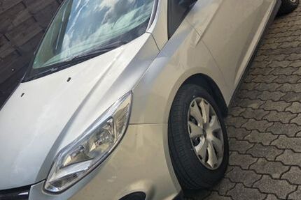 Ford Focus 140.000 km 3.999 &euro; Coswig 01640