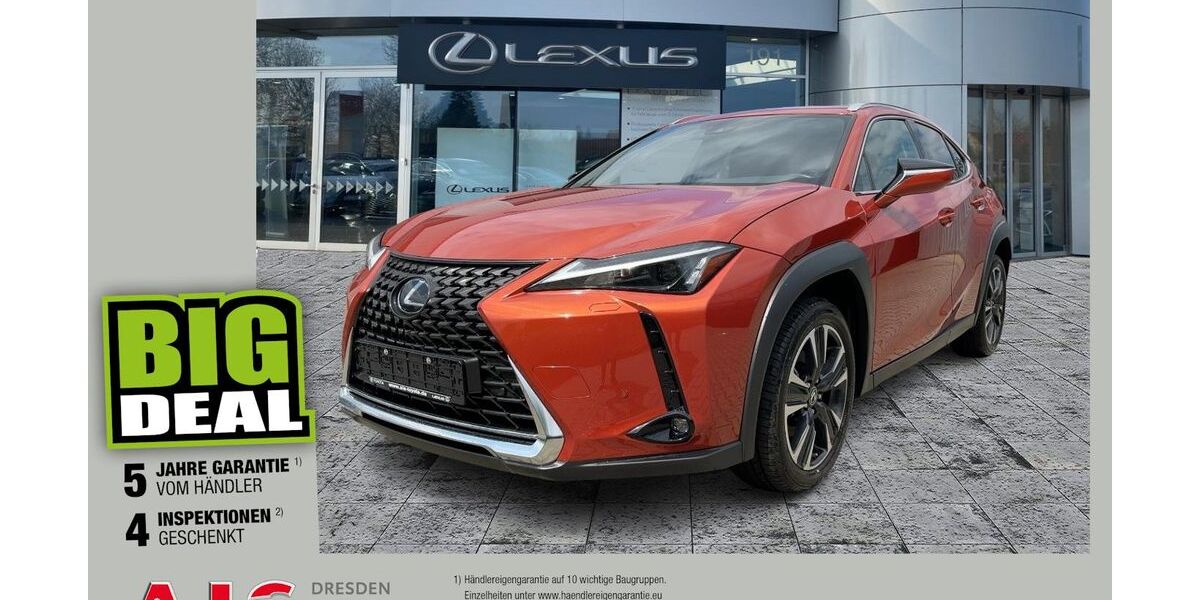Lexus UX 22.000 km 27.300 &euro; Dresden 01139