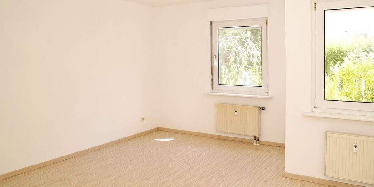 Etagenwohnung Dresden Weißig - 3 Zimmer, 79 m&sup2;, 199.000&euro; | Angebot:25836508