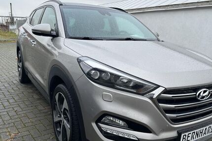 Hyundai TUCSON 115.500 km 15.990 &euro; Dresden 01156