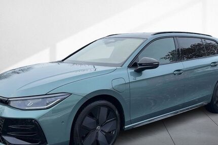 VW Passat Variant 2.500 km 64.950 &euro; Dresden 01169