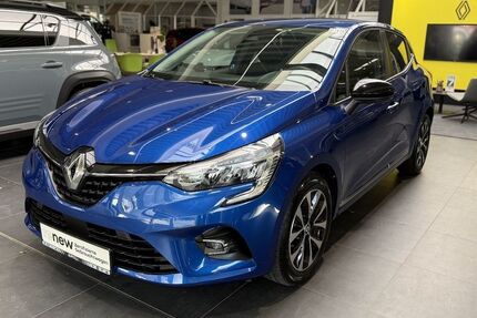 Renault Clio 16.736 km 15.490 € Dresden 01257