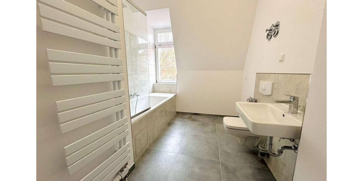 Dachgeschoßwohnung Dresden Cotta - 3 Zimmer, 77 m&sup2;, 999&euro; | Angebot:26620091