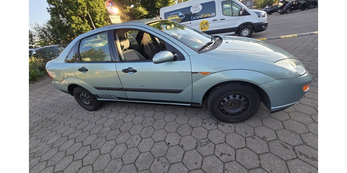 Ford Focus 134.000 km 2.000 &euro; Dresden 01067