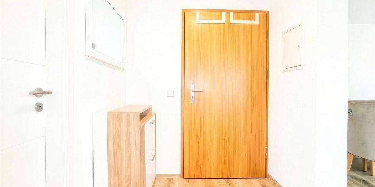 Etagenwohnung Dresden Mobschatz - 2 Zimmer, 62 m&sup2;, 149.000&euro; | Angebot:26486951